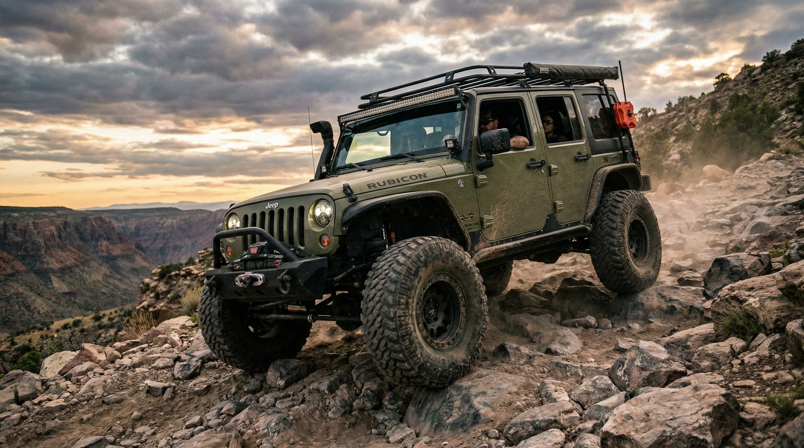 蜜桃传媒越野车改装视频